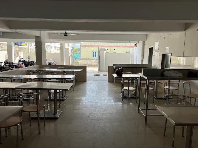 DINING 1