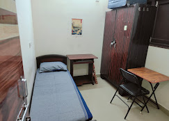 SINGLE ROOM